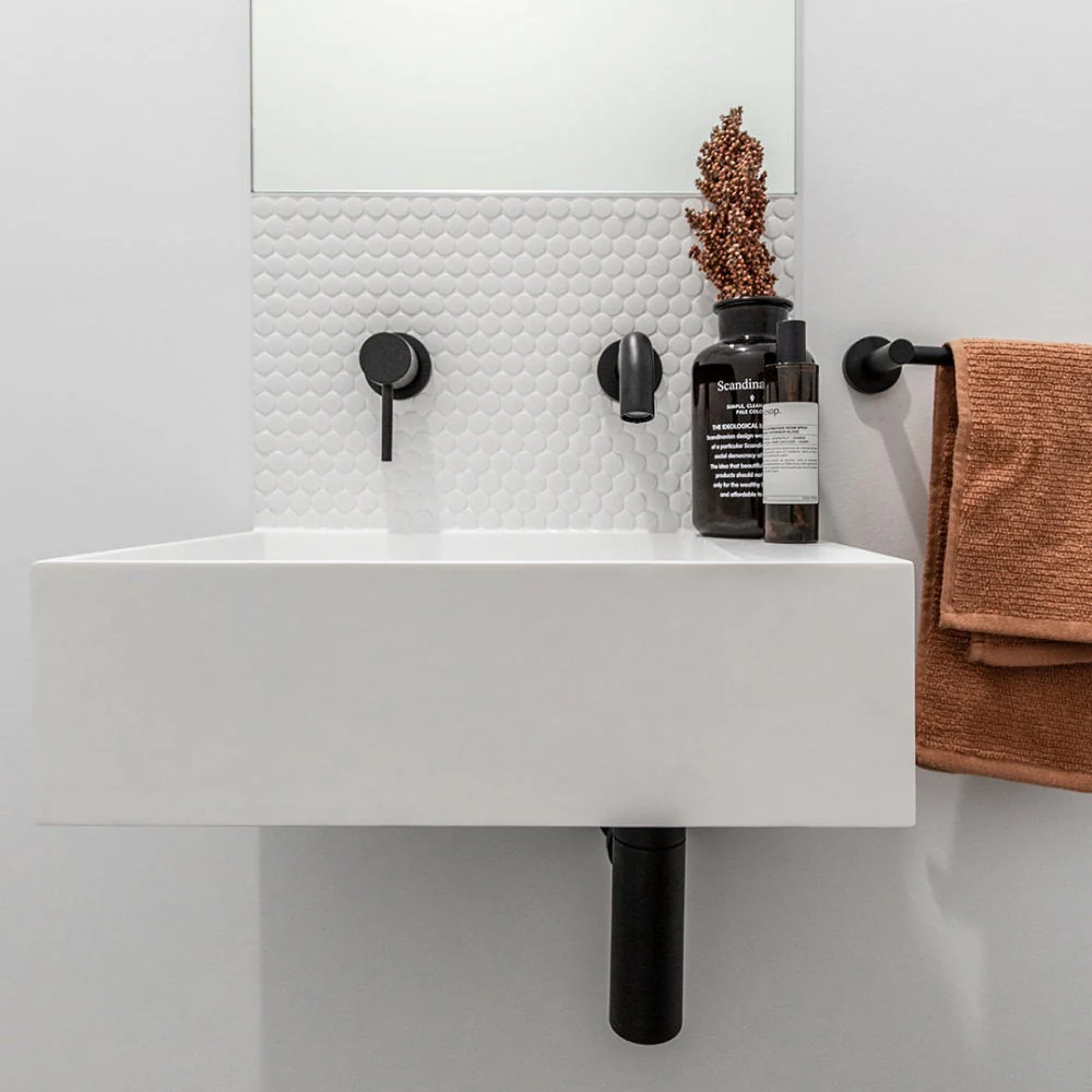 MICA Deluxe Bottle Trap Round Matte Black 32mm/40mm - Image 3