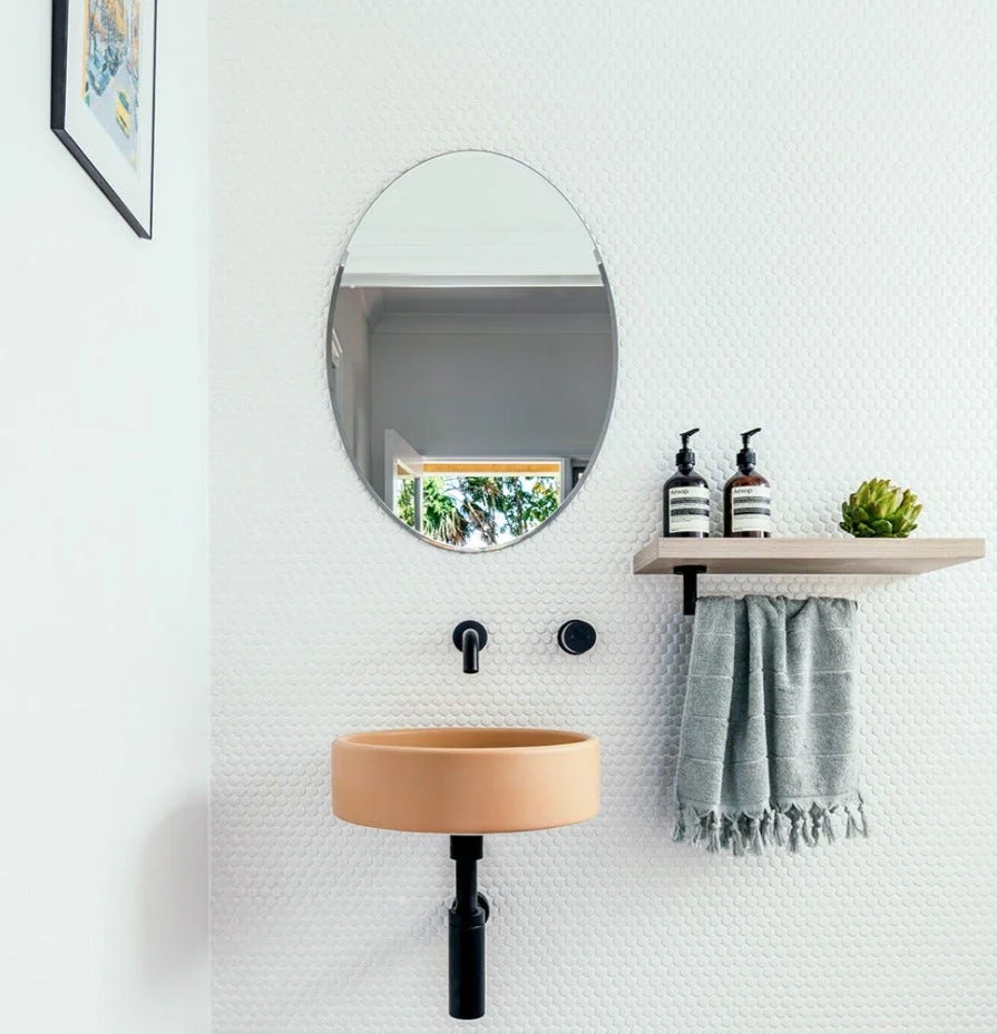 MICA Deluxe Bottle Trap Round Matte Black 32mm/40mm - Image 5